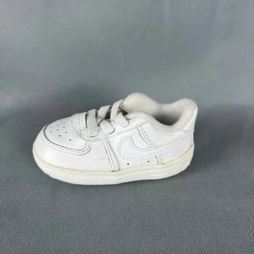 Nike Force 1 Crib Sneaker Boys 3 Triple White Upper Leather Round Toe CK2201-100